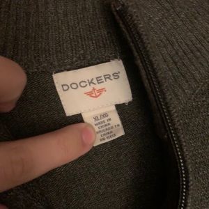 Dockers Quarter Zip Pullover Size XL